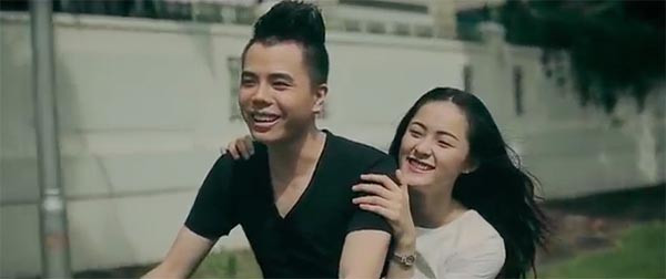Sau khi sản phẩm trình làng, cả Trịnh Thăng Bình và Hạ Vi đều không chia sẻ quá nhiều về cơ duyên hợp tác của cả hai và chỉ tập trung giới thiệu nội dung sản phẩm.