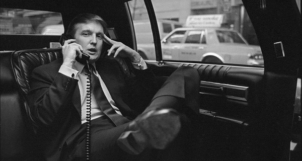 Donald Trump tiếp quản công ty phát triển bất động sản của cha: Ở tuổi 25, Trump được trao quyền kiểm soát công ty của cha, Elizabeth Trump & Son, sau này đổi tên thành Trump Organization. Ông đã sớm tham gia vào các dự án lớn tại thành phố Manhattan cũng như đối mặt với vụ kiện về phân biệt đối xử của Sở Tư pháp Mỹ.