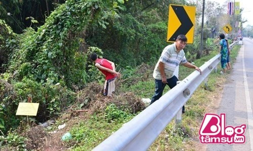 Ông Siri Mahattanapreut Koson, một người dân trong làng, cho biết mọi người đều không biết rõ về con vật này nhưng tin rằng đó là cặp trăn thần. Tuy nhiên, không ít người dân lo lắng về lâu dài trăn có thể tấn công các loài động vật trong làng, thậm chí là gây hại cho con người khi đói. Vì vậy, họ sẽ tiến hành những biện pháp phù hợp để xử lý nếu tiếp tục gặp lại vấn đề này một lần nữa.