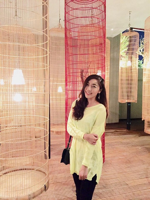 Huỳnh Mi rất xinh đẹp và năng động.