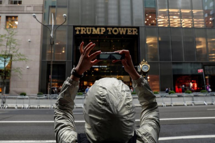 Tòa tháp Trump đã trở thành một "biểu tượng" cho sự thịnh vượng và hào nhoáng của New York.