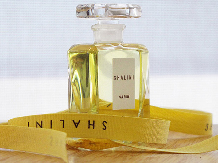 9. Shalini - giá: 900 USD (tương đương 20,38 triệu đồng).