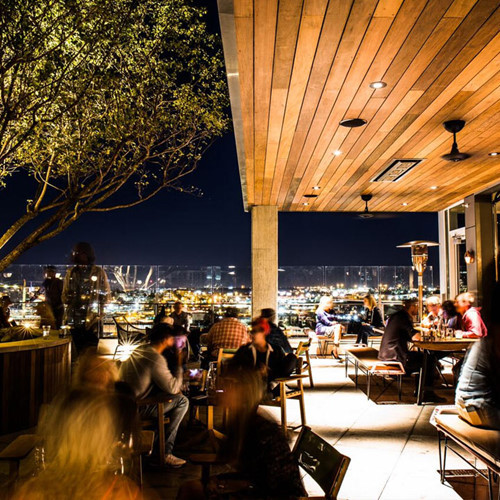 L.A. Jackson (Nashville, Hoa Kỳ): Bạn sẽ biết nhiều hơn về thành phố âm nhạc thu nhỏ khi đến với quán bar.