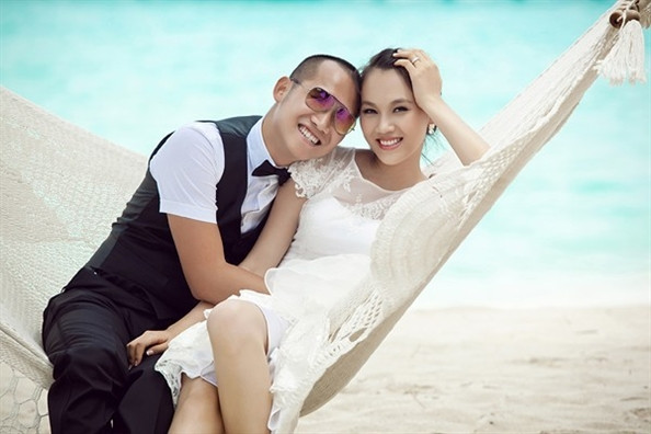 Ngọc Thạch là người có đường tình nhẹ nhàng, êm ả nhất.
