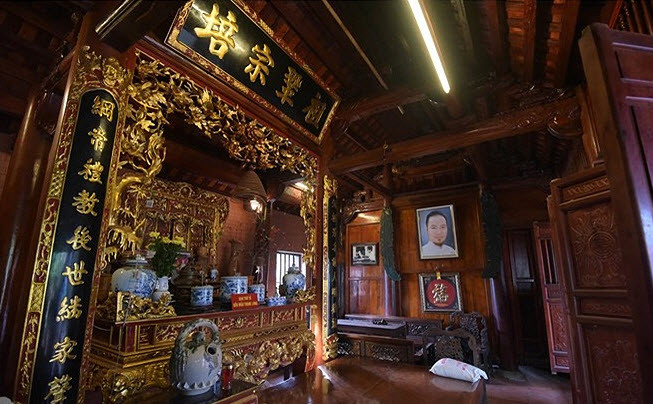 Xây dựng từ năm 2012 đến nay mới chỉ xong phần gian chính nhưng chi phí đã lên đến 10 tỷ đồng.