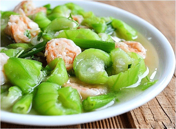 Loại quả này có vị can, tính hàn, có thể giải nhiệt, lợi đường ruột, tiêu trừ đờm gió, giải độc máu, thông kinh lạc, hoạt huyết, lưu thông máu, trị viêm xoang, ho, các bệnh thời tiết.