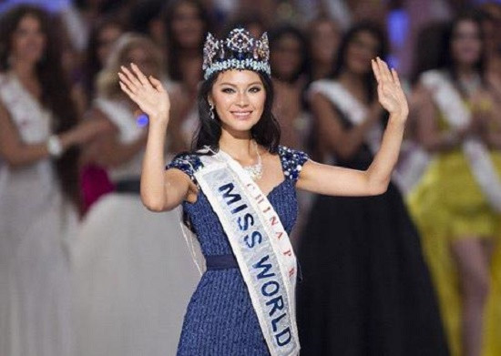Hoa hậu Thế giới 2012 Sau Trương Tử Lâm thì Vu Văn Hà mang về chiếc vương miện Hoa hậu Thế giới thứ hai ngay chính tại sân nhà Trung Quốc. Vu Văn Hà lại là người đẹp bị mổ xẻ nhiều về nhan sắc khi giành chiến thắng cuộc thi Miss World 2012. Cô có khuôn mặt góc cạnh, thiếu nét tươi sáng và không đạt chuẩn của một hoa hậu thế giới vốn coi trọng vẻ đẹp thuần khiết.