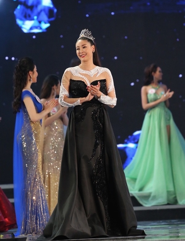 Hiện tại, Hà Kiều Anh đang có một cuộc sống viên mãn cùng người chồng thứ hai là một doanh nhân được giữ kín thân phận và các con. Sau khoảng thời gian hoạt động nghệ thuật, bây giờ Hà Kiều Anh đã gác lại quá khứ, hỗ trợ đắc lực chồng trong việc kinh doanh.