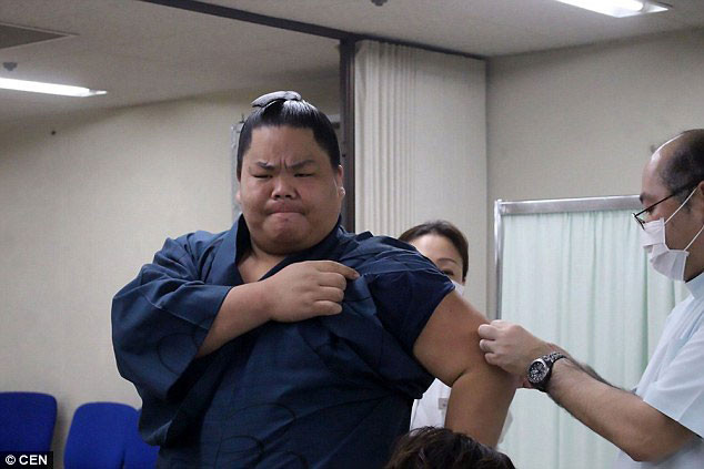 Hiệp hội Sumo Nhật Bản đã chụp lại các bức ảnh và đăng lên mạng xã hội với hy vọng chúng có thể khiến những người bình thường cảm thấy họ nên dũng cảm và đối mặt với thử thách.