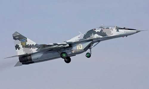 Tiêm kích MIG-29MU1 có thể mang theo tên lửa không đối không, ống phóng rocket không dẫn đường và pháo bắn máy bay 30mm với 150 viên đạn. Ảnh: Ukrinform.