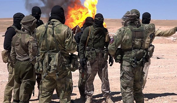 Trong diễn biến khác trên chiến trường Syria, Quân chính phủ Damascus đã triển khai thêm lực lượng tiếp viện các tỉnh Damascus và Daraa tới vùng nông thôn phía bắc tỉnh Hama để chuẩn bị tiến hành chiến dịch quân sự sắp tới. Ảnh: FNA.