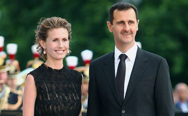 Trên cương vị là Đệ nhất phu nhân Syria, bà Asma từng xuất hiện trong nhiều sự kiện, trả lời phỏng vấn cũng như làm từ thiện. Bà Asma thông thạo tiếng Pháp, Tây Ban Nha, Ả Rập và Tiếng Anh. Ảnh: YourNewsWire.com