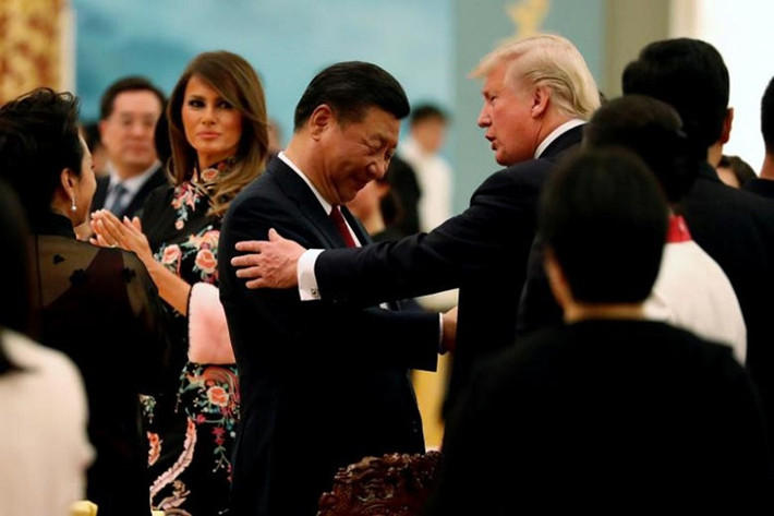Tổng thống Mỹ Donald Trump và Chủ tịch Trung Quốc Tập Cận Bình đã chứng kiến lễ ký kết các thỏa thuận thương mại trị giá 250 tỉ USD giữa hai nước trong lần gặp thứ ba này. Ảnh: Reuters.