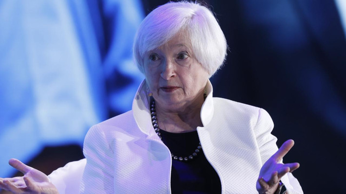 Sau đó, Yellen trở thành Chủ tịch Hội đồng Cố vấn Kinh tế của ông Bill Clinton từ ngày 18/2/1997 đến ngày 3/8/1999. Ảnh: The Australian.