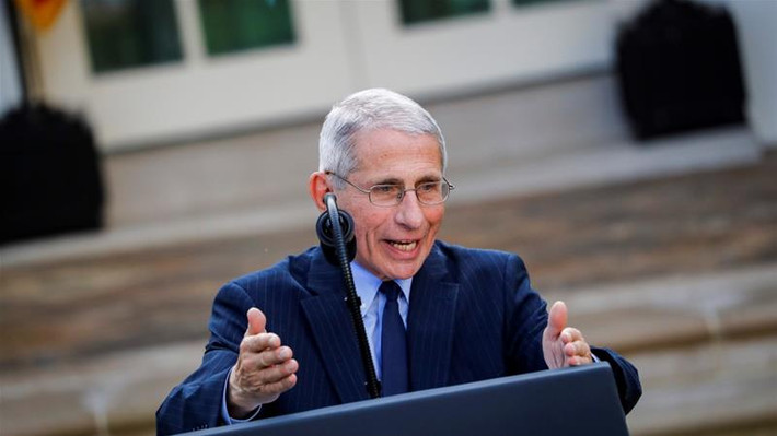 Ông Anthony Fauci sinh ngày 24/12/1940 tại Brooklyn, New York, Mỹ. Cha ông là một dược sĩ. Ảnh: Reuters.