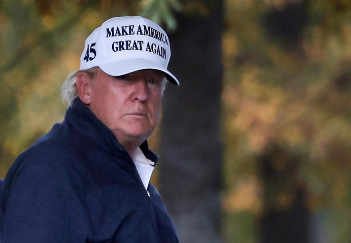 Tuy nhiên, Tổng thống Trump không nhận thua. Đội ngũ của ông Trump đã khởi kiện tại hàng loạt bang trong nỗ lực nhằm đảo ngược cục diện.