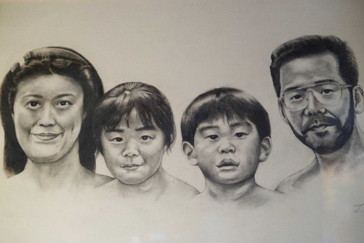 Một trong những vụ thảm án chấn động nước Nhật xảy ra vào ngày 30/12/2000. Thi thể của 4 người trong gia đình Miyazawa, gồm ông Mikio Miyazawa (44 tuổi), vợ ông là Yasuko (41 tuổi), hai người con của họ là Niina 8 tuổi và Rei 6 tuổi, đã được mẹ của Yasuko, bà Haruko, phát hiện tại nhà riêng của họ ở khu Kamisoshigaya, Setagaya, vùng ngoại ô phía tây thủ đô Tokyo. Ảnh: ABC.net.