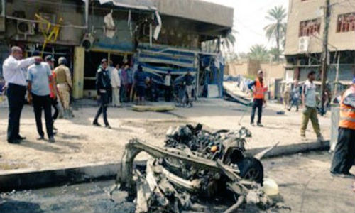 Vụ đánh bom tự sát ở Baghdad xảy ra vào ngày 13/11 tại thánh đường Al-Ashara al-Mubashereen, vùng Amil khi đám tang của một chiến binh người Shiite ủng hộ chính phủ (Iraq) đang diễn ra. Ít nhất 18 người thiệt mạng và 41 người bị thương trong vụ tấn công liều chết này.
