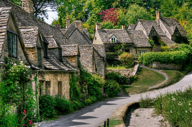 Bibury là một ngôi làng ở Gloucestershire, Anh.