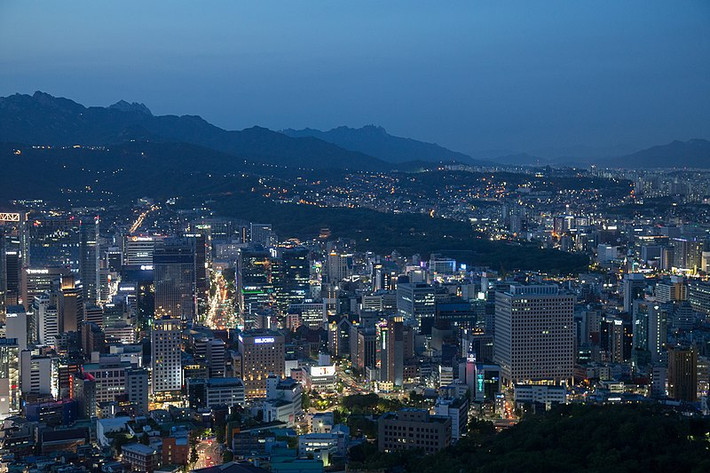 Seoul theo nghĩa đen có nghĩa là "thủ đô". Tên gọi này được cho là bắt nguồn từ Seorabeol, thủ đô của Vương quốc Silla cổ đại ở Hàn Quốc. Ảnh: Wiki.