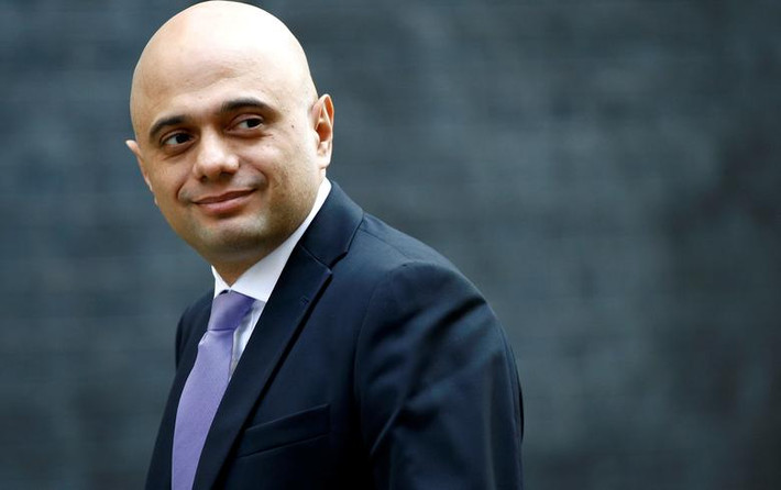Ông Sajid Javid, 49 tuổi, được bổ nhiệm làm Bộ trưởng Nội vụ Anh vào ngày 30/4/2018. Ông đã bỏ phiếu "Ở lại" trong cuộc trưng cầu dân ý năm 2016.