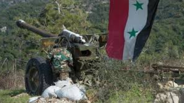 "Các binh sĩ Syria đã tiêu diệt nhiều tay súng IS trước khi chúng kịp rút lui về nơi ẩn náu ở vùng Badiya al-Sham, Đông Homs", AMN đưa tin. Theo South Front, hàng trăm tay súng đang lẩn trốn trong khu vực này. Ảnh: syriahr.com.