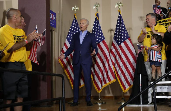 Ngày 25/4, ông Biden trở thành ứng cử viên tổng thống nặng ký mới nhất của phe Dân chủ tham gia cuộc chạy đua vào Nhà Trắng năm 2020.