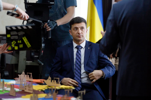 Tân Tổng thống Ukraine theo học luật tại Trường Đại học Kinh tế Quốc dân Kyiv ở Kryvyi Rih, nhưng sau này ông không làm việc trong lĩnh vực pháp lý. Ảnh: FP.