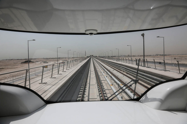 Tuyến đường Red Line hoàn thành sẽ chạy từ sân vận động al-Wakrah tới sân vận động Lusail, nơi diễn ra các trận đấu của World Cup 2022.