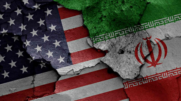 Năm 1996, Quốc hội Mỹ thông qua đạo luật trừng phạt Iran-Libya, nhằm ngăn cản các quốc gia khác đầu tư lớn vào Iran. Ảnh: EN.