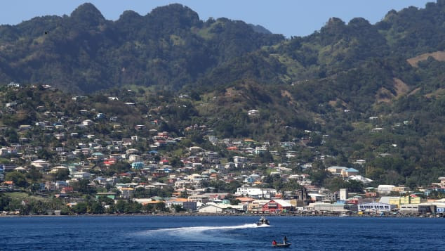 Saint Vincent và Grenadines là một đảo quốc trong lòng biển Caribe. Năm 2017, quốc gia này đón 76.000 du khách nước ngoài ghé thăm.