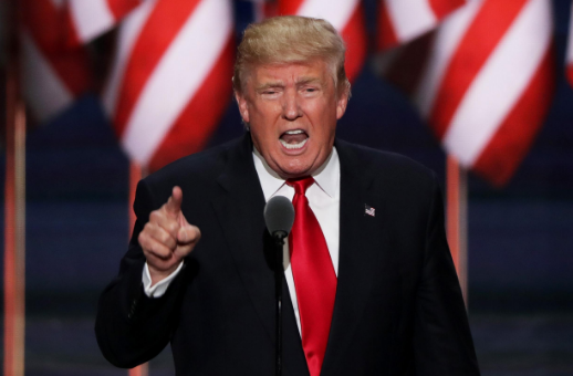 Sau khi Tổng thống Trump tuyên bố trên Twitter, tờ The Wall Street Journal dẫn các nguồn tin cho hay Bắc Kinh dự định hủy cuộc đàm phán với Washington diễn ra vào ngày 8/5. Ảnh: Independent.