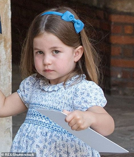 Vẻ xinh xắn, đáng yêu của Charlotte.