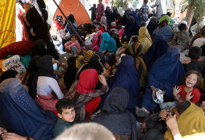 Nhiều gia đình phải sơ tán, chạy trốn khỏi các cuộc giao tranh giữa Taliban và lực lượng an ninh Afghanistan ở miền bắc nước này. Họ tìm đến thủ đô Kabul lánh nạn.