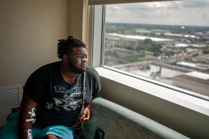 Jerome Batiste, đến từ Westwego, Louisiana, cũng đang được điều trị COVID-19 tại Ochsner.