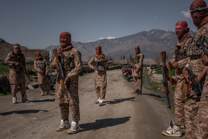 Một quan chức quốc phòng dẫn đánh giá của tình báo Mỹ gần đây cho biết phong trào Taliban có thể cô lập thủ đô Kabul của Afghanistan trong 30 ngày, sau đó chiếm nó trong 90 ngày. Ảnh: New York Times.