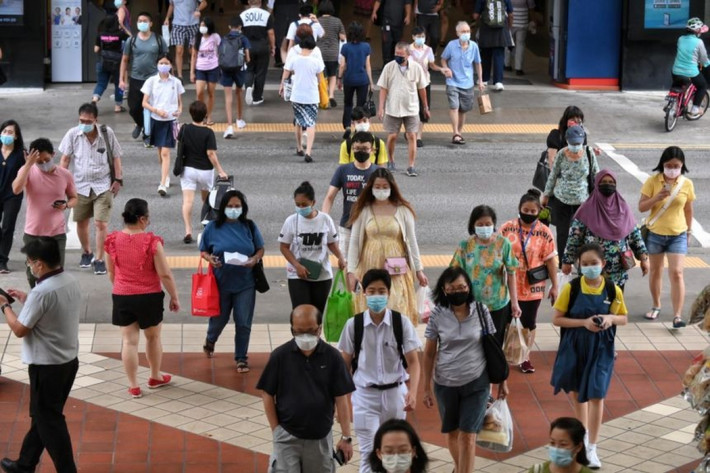 Tính đến ngày 9/8, 70% dân số Singapore đã được tiêm đủ 2 mũi vắc xin ngừa COVID-19 và 79% dân số được tiêm ít nhất một liều vắc xin. Quốc gia Đông Nam Á này trở thành một trong những nước có tỷ lệ tiêm chủng cao nhất trên thế giới. Ảnh: ST.
