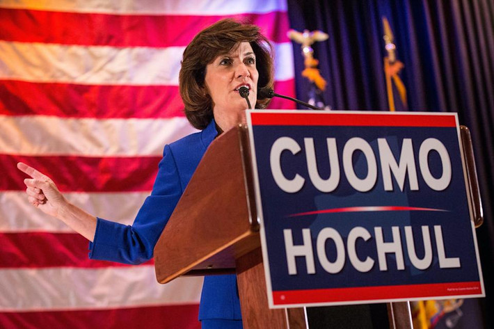 Bà Kathy trở thành Phó Thống đốc New York từ tháng 1/2015. Bà Kathy cùng ông Cuomo tiếp tục giành chiến thắng trong cuộc bầu cử năm 2018. Ảnh: Getty.