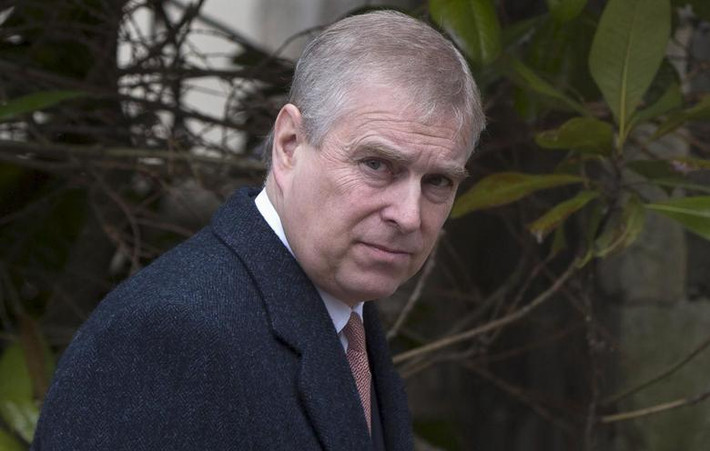Hoàng tử Andrew sinh ngày 19/2/1960, là con thứ ba và con trai thứ hai của Nữ hoàng Anh Elizabeth II. Ảnh: Reuters.