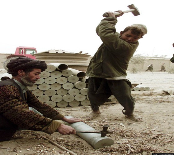 Cuộc sống của người dân Afghanistan chịu nhiều sự áp bức dưới sự kiểm soát của lực lượng Taliban.