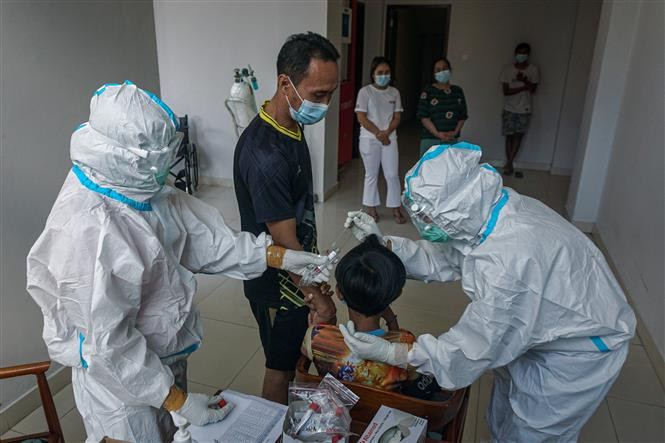 Theo người phát ngôn của Bộ Y tế Indonesia, Siti Nadia Tarmizi, kết quả nghiên cứu mẫu bệnh phẩm mới đây cho thấy biến thể Delta đã lây lan tại hầu khắp quốc gia Đông Nam Á này. Ảnh: THX.