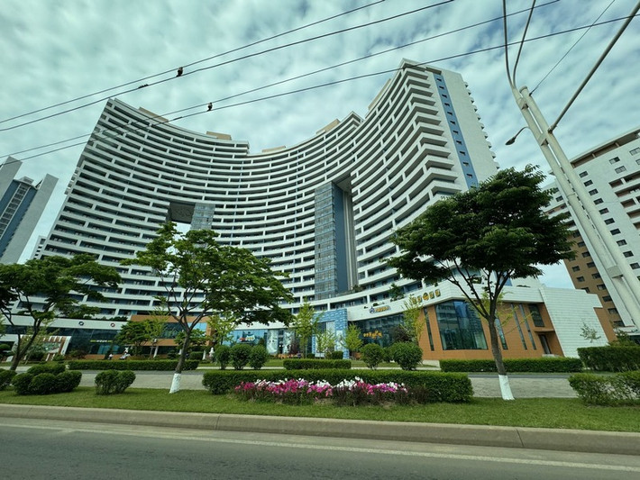 Phố Songhwa nằm ở phía đông nam Bình Nhưỡng.