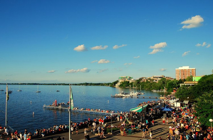 Thành phố Madison của Wisconsin là một địa điểm tuyệt vời để sinh sống và học tập ở nước Mỹ.