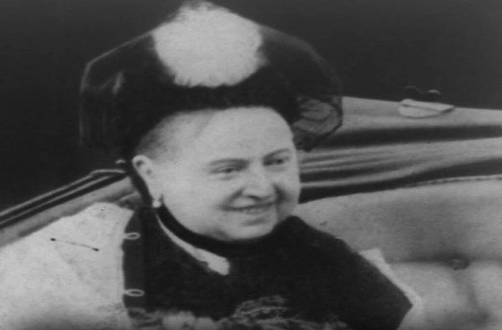 Nữ hoàng Victoria từng trải qua 6 vụ ám sát hụt. Bà qua đời ngày 22/1/1901.