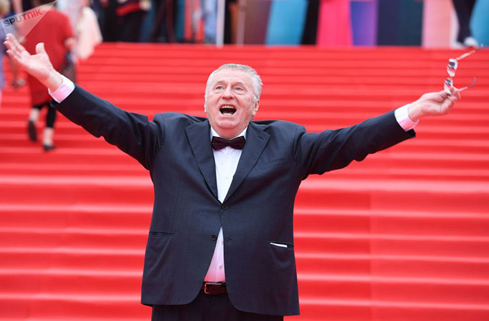 Ông Zhirinovsky dự lễ bế mạc liên hoan phim quốc tế lần thứ 39 tại Moscow.