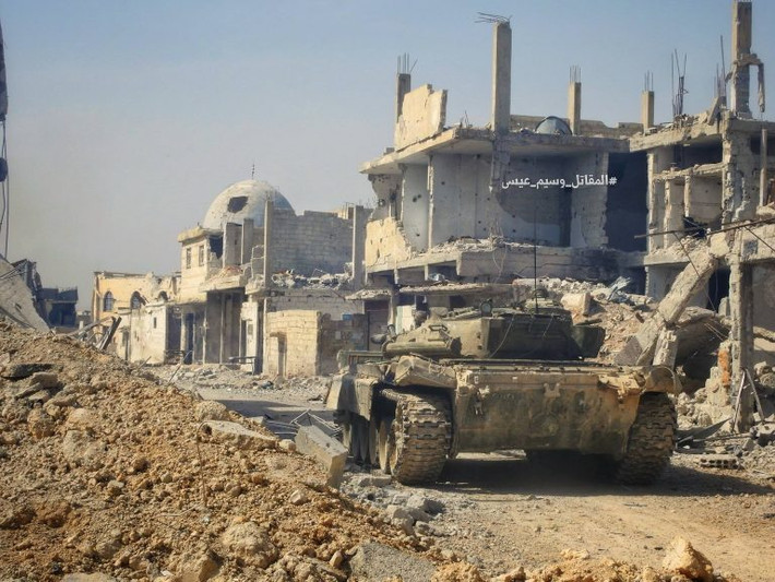 Phiến quân Jaish al-Islam thừa nhận các tay súng nhóm này đã rút khỏi căn cứ tại hai khu vực do các trận không kích ở Đông Ghouta.