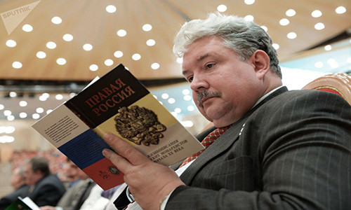 Chuyên gia pháp lý 59 tuổi Sergei Baburin là đại diện của Đảng Liên minh Toàn dân Nga ra tranh cử Tổng thống Nga 2018. (Nguồn ảnh: Sputnik)