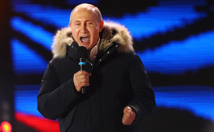 Trong cuộc tổng tuyển cử hôm 18/3/2018, Tổng thống Nga Vladimir Putin đã giành chiến thắng áp đảo với 76,6% số phiếu bầu, lập kỷ lục về số lượng người ủng hộ trong lịch sử nước Nga thời hậu Xô viết. Ảnh: Reuters.