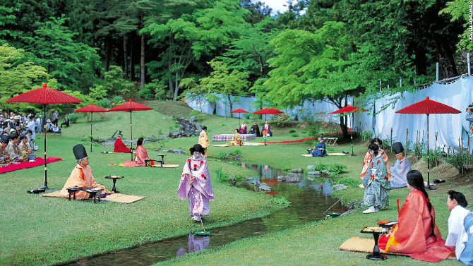 Đền Motsu-ji (Iwate) dành cho những người yêu thơ.