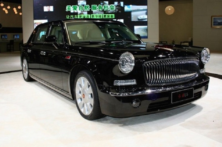 Hongqi L5 được cho là chiếc ô tô đắt nhất do Trung Quốc sản xuất. Nó được trưng bày tại Triển lãm Ô tô Trung Quốc 2014 và một doanh nhân Trung Quốc đã mua chiếc xe sang trọng này với giá 800 nghìn USD.